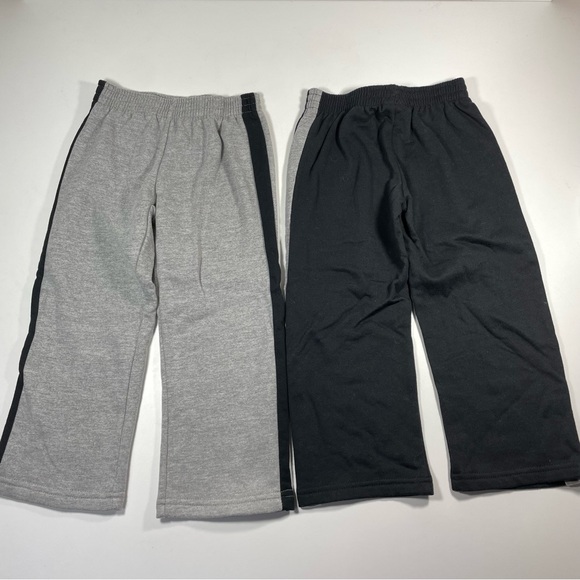 NWOT Gray And Black Fleece Pant Size 3T - Picture 5 of 5